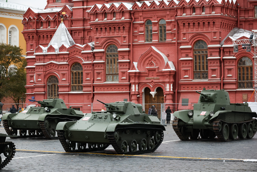 RUSSIA, MOSCOW - NOVEMBER 6, 2024: WWII-era T-60 tanks stand on display ahead of the opening of an interactive museum to mark 83 years since the 1941 October Revolution Parade in Red Square. Pictured in the background is the State Historical Museum. Sergei Fadeichev/TASS/Sipa USA Photo: Tass/SIPA USA