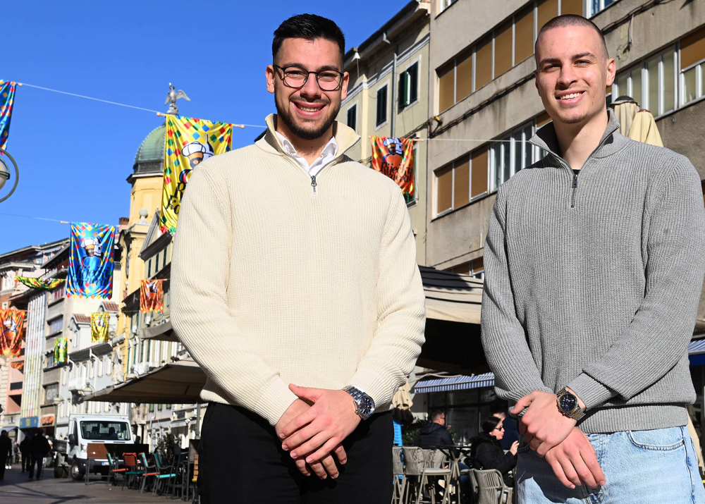 Rijeka 30.01.2025. Vanja Devcic i Gabriel Drenik autori aplikacije za prodaju nekretnina  Foto Marko Gracin