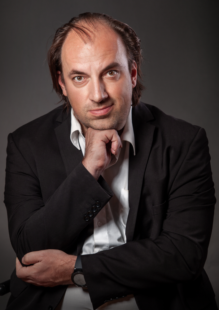 Vladimir Milinovic @ DominionArt studio magazin Vladimir Milinović, medijski stručnjak i konzultant