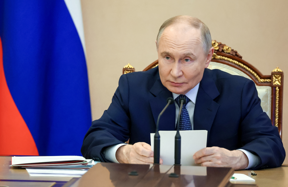 Russian President Vladimir Putin chairs a meeting on the key points of the state armament program for 2027-2036, at the Kremlin in Moscow, Russia June 11, 2025. Sputnik/Vyacheslav Prokofyev/Pool via REUTERS ATTENTION EDITORS - THIS IMAGE WAS PROVIDED BY A THIRD PARTY.