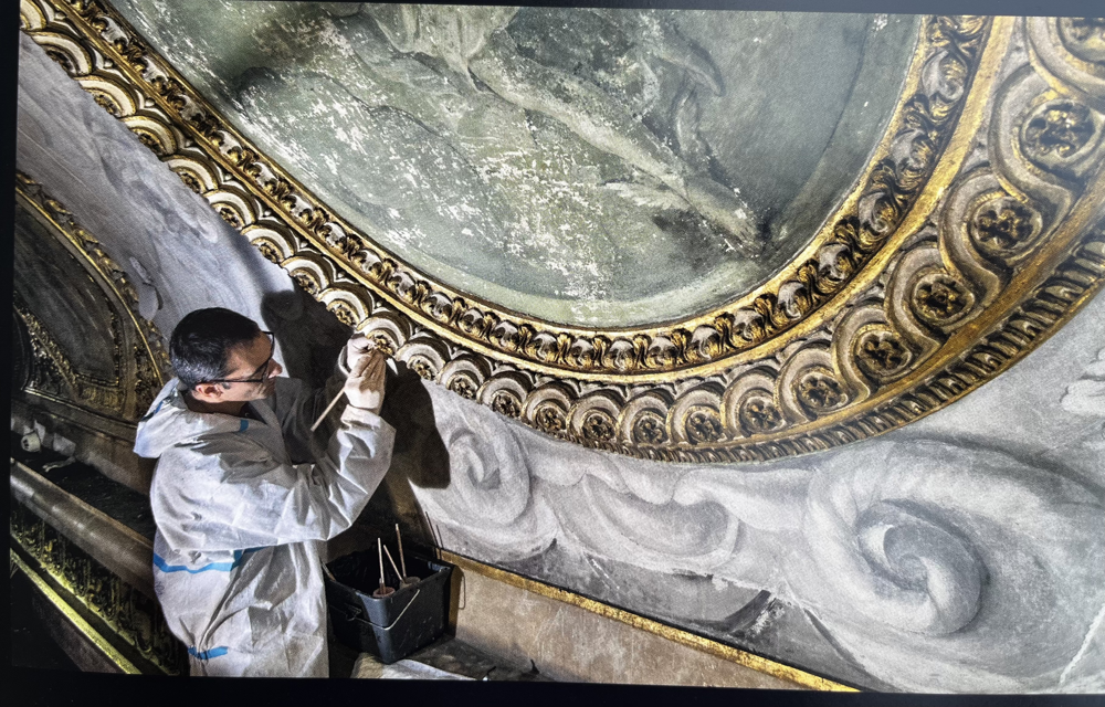 STROP GALERIJE MAZARIN U TIJEKU RESTAURACIJE
