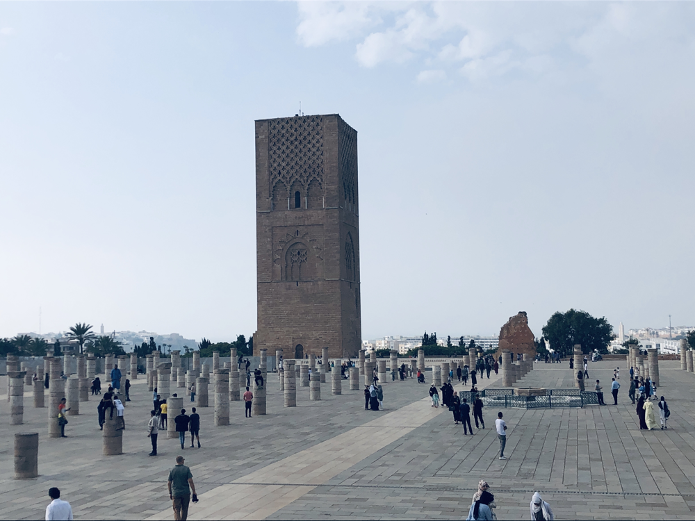 RABAT - Hasanov toranj iz 12. stoljeća i stotine stupova