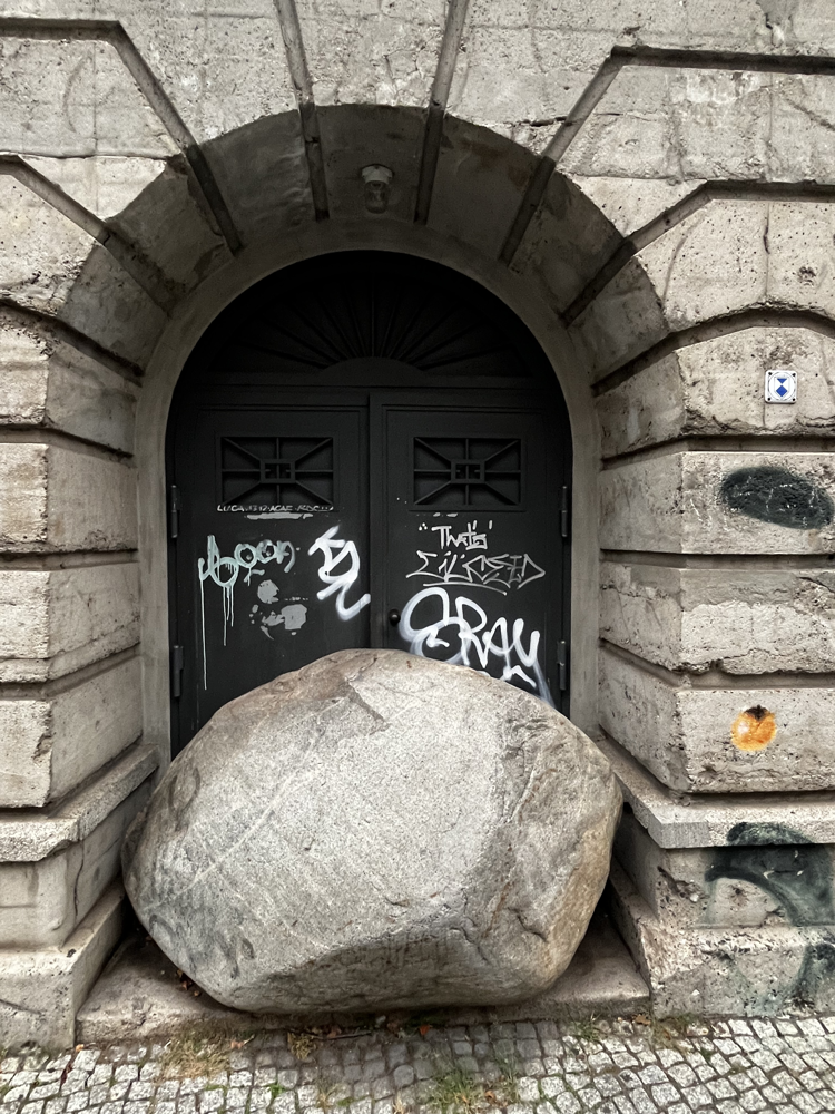 BOROS BUNKER U BERLINU - OD NACISTIČKOG SKLONIŠTA DO SUVREMENE UMJETNIČKE GALERIJE