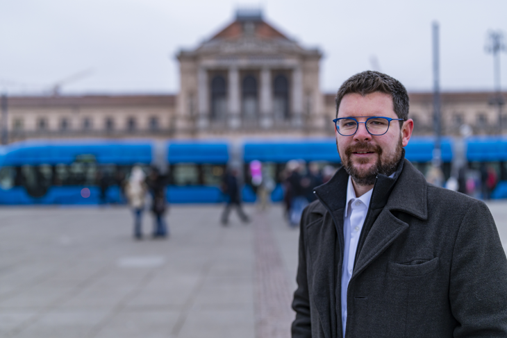  Doc. dr. sc. Ivan Perkov, Fakultet hrvatskih studija Sveučilišta u Zagrebu