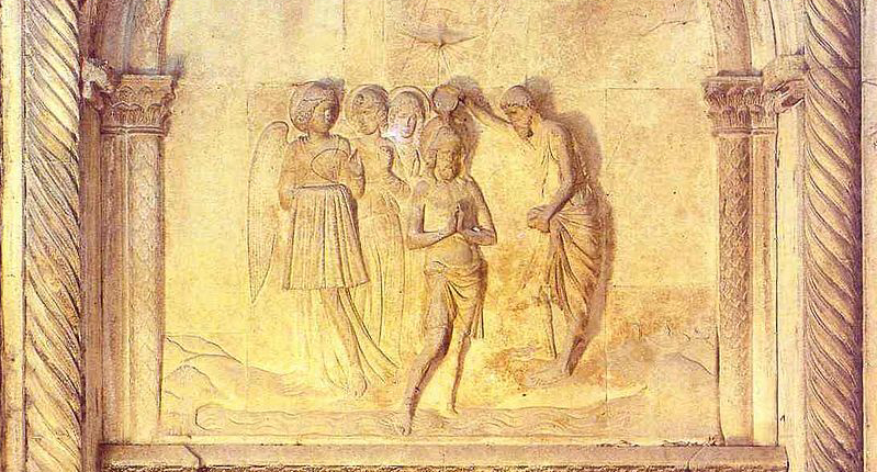 Pročelje krstionice katedrale sv. Lovre u Trogiru s reljefom krštenja Kristova (foto: Wikipedia)