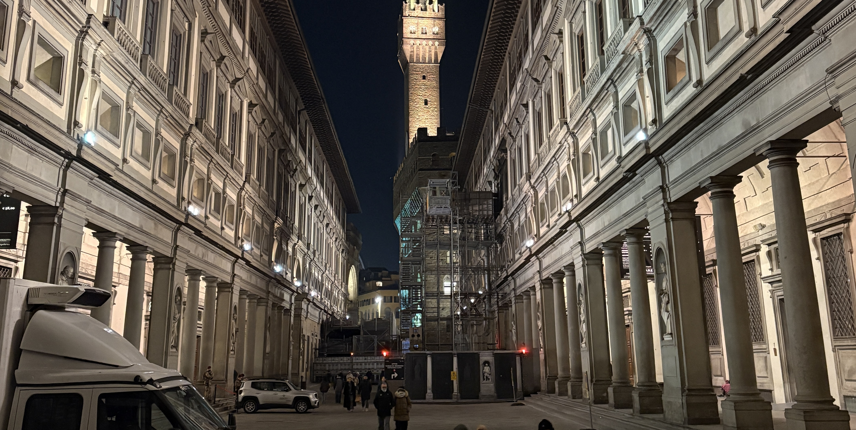 Značenje koje Uffizi proizvode nije samo povijesno i prostorno, nego i vremensko (Foto Sandra USKOKOVIĆ)